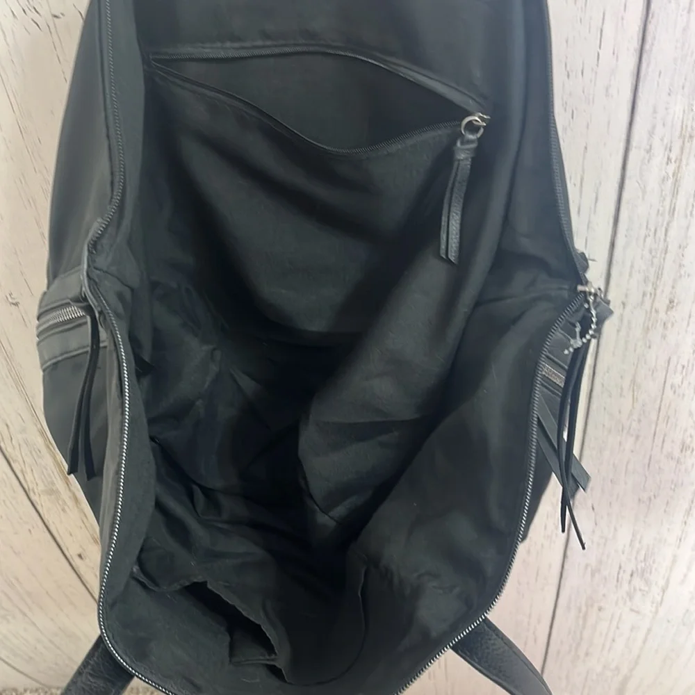 Botkier bond black tote bag zipper top vinyl outer - Picture 10 of 13